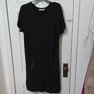 Dalia Black Short Sleeve Dress with Pockets Womens Medium